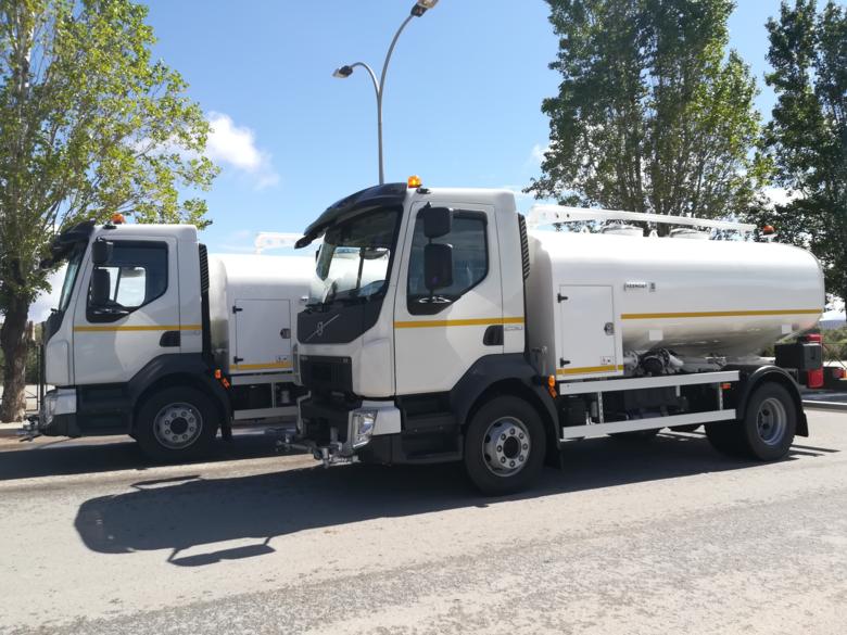 VOLVO FL + CISTERNA AGUA RIEGO Y BALDEO