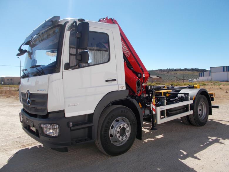 MB Atego 1527 + FASSI F125A.2.25 + JIMECA 8 T