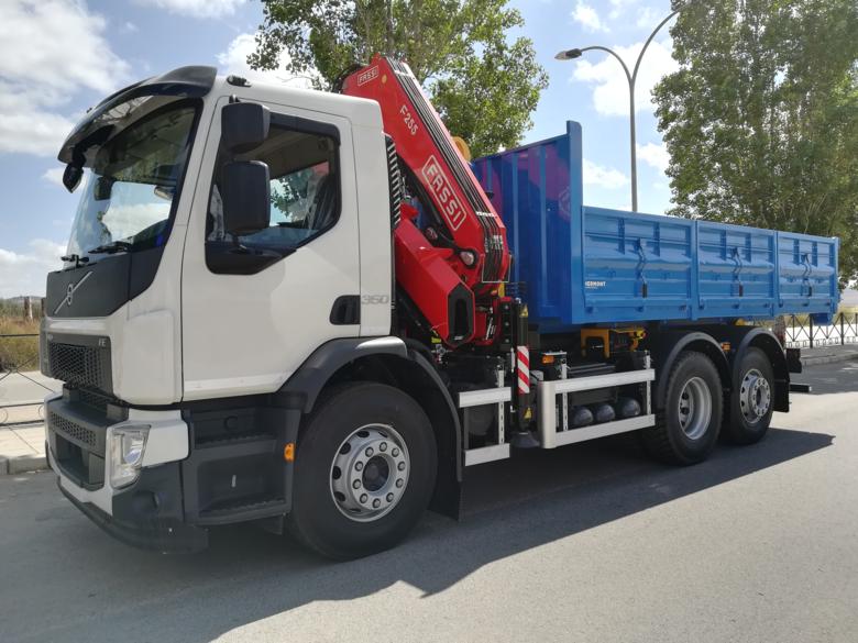 Volvo FE + Fassi F255A.2.26 xe-dynamic + Eq. de Gancho 14T + Estab. Maxistab 2 EHA-K